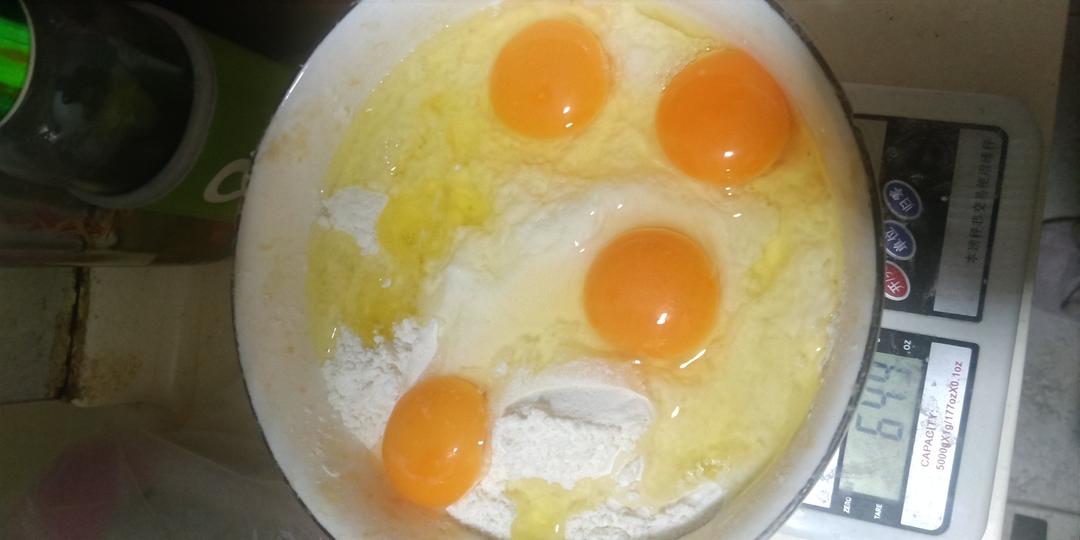 松软的鸡蛋沙琪玛