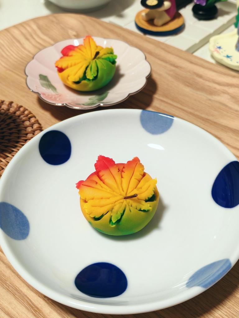闲时•茶菓子｜秋风管闲事，红他枫叶白人头