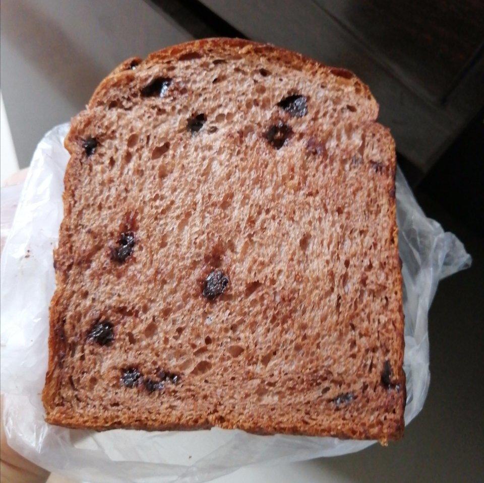 巨~巨好吃的巧克力奶油吐司