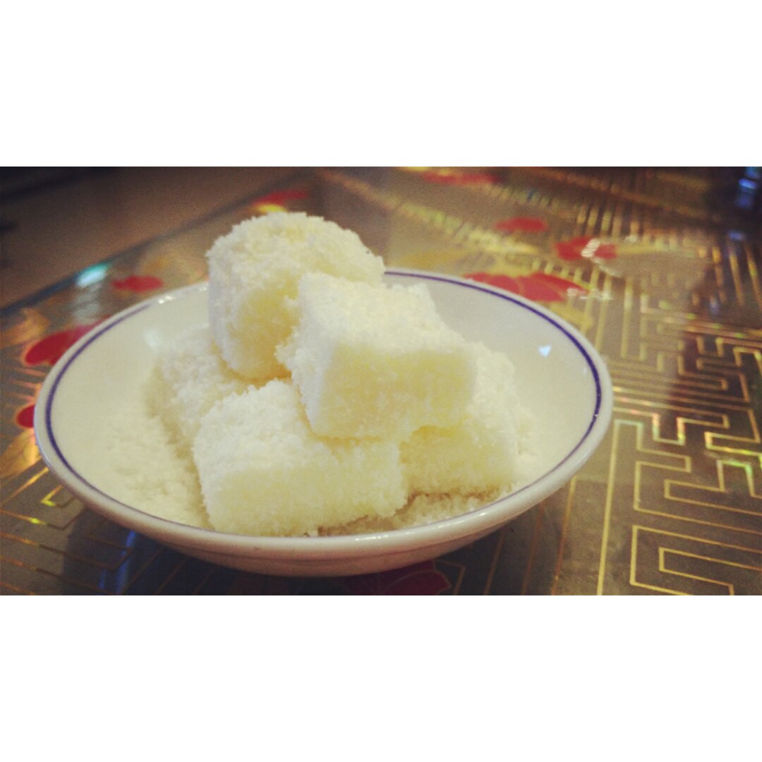 完胜85度C牛奶椰丝小方