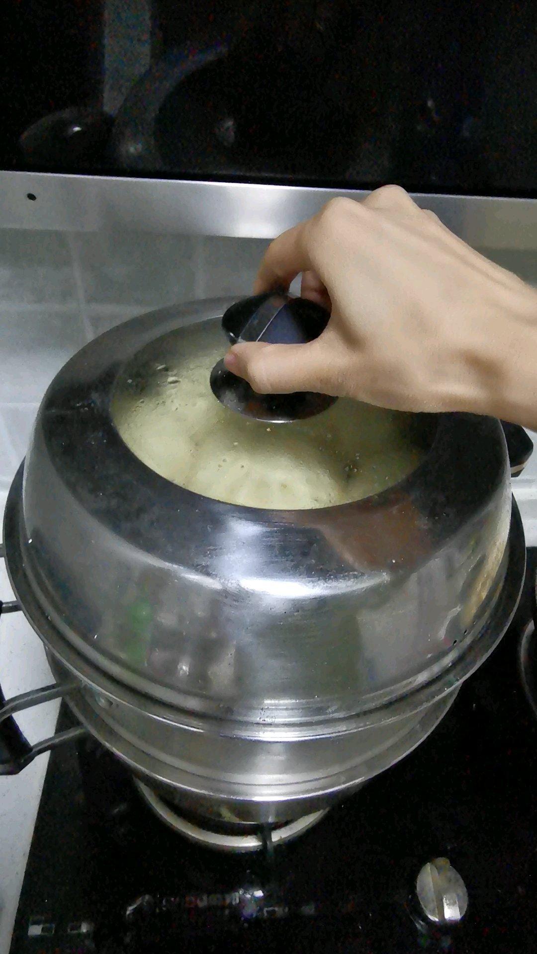 白菜粉条陷饼包子