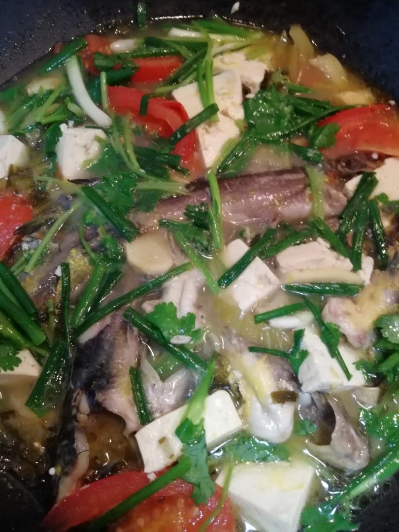 酸菜豆腐黄骨鱼（好吃简单，零失败）