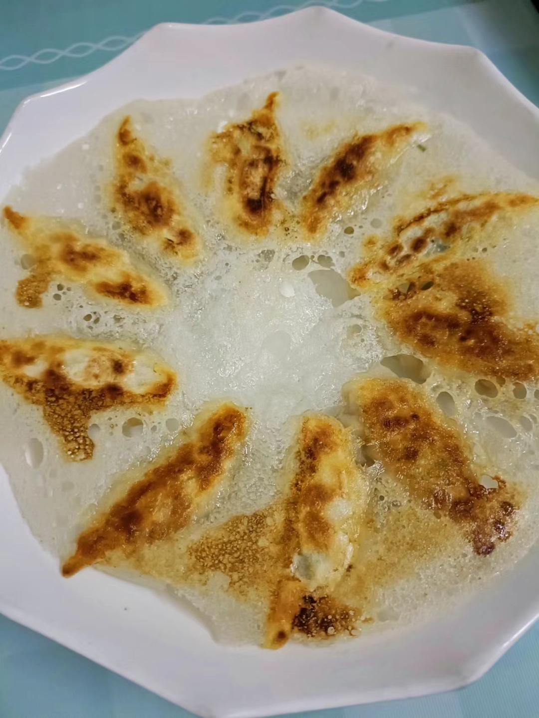 确保零失败 的日料店🥟冰花煎饺🥟