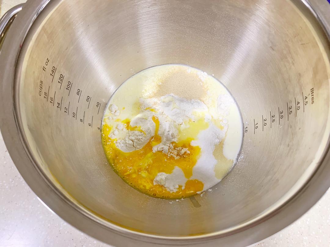 纯奶手撕吐司的做法 步骤1