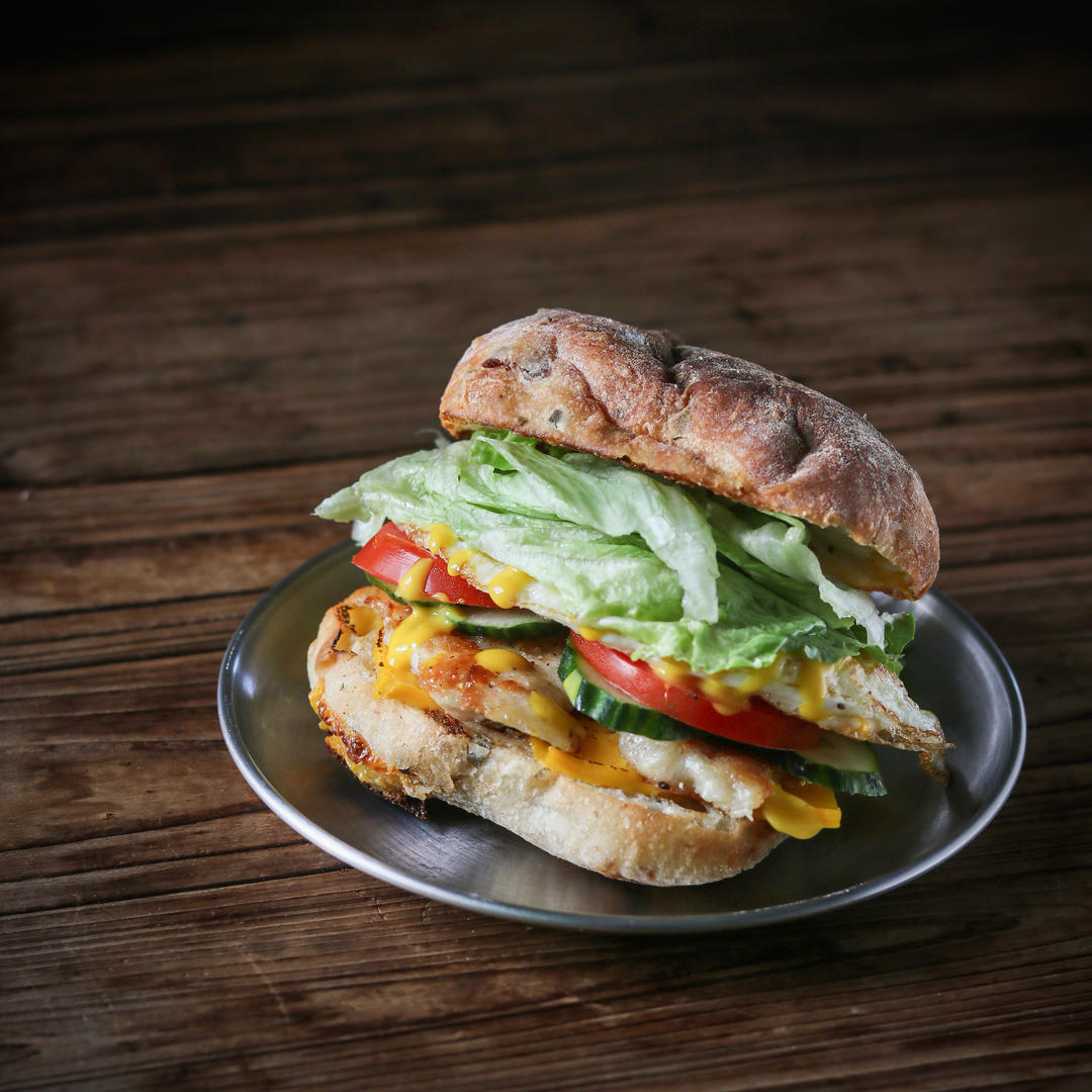 香肠芝士恰巴塔