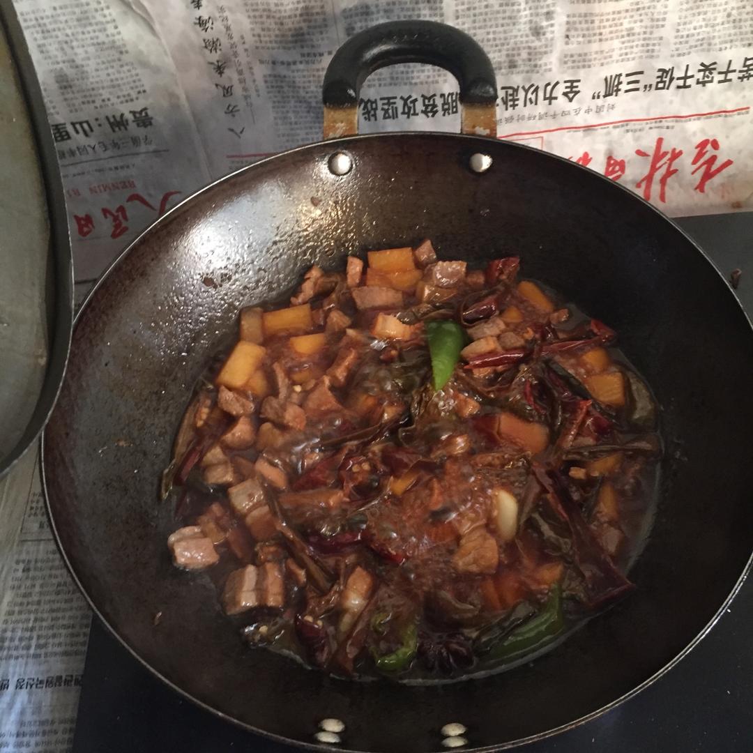 土豆红烧肉