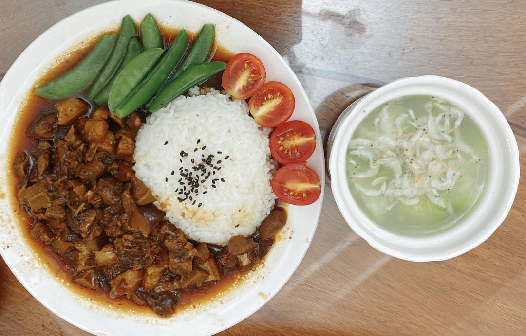 好吃到停不下来的卤肉饭