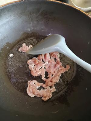 "吃不起"的榨菜胡萝卜炒肉丝的做法 步骤2