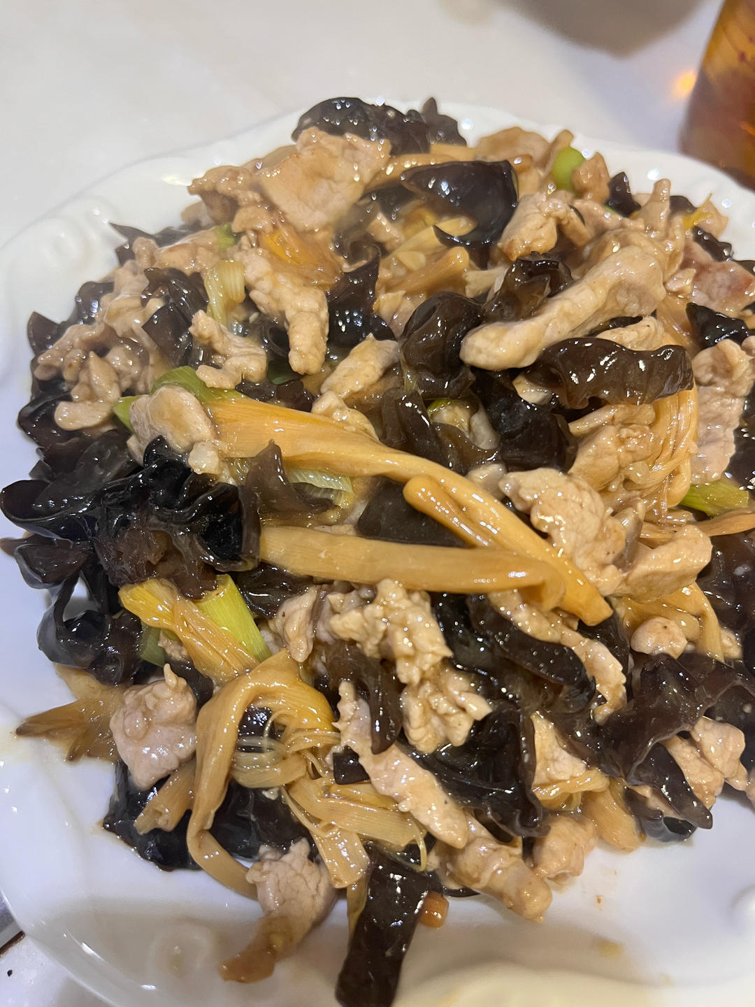 黄花菜木耳炒肉丝