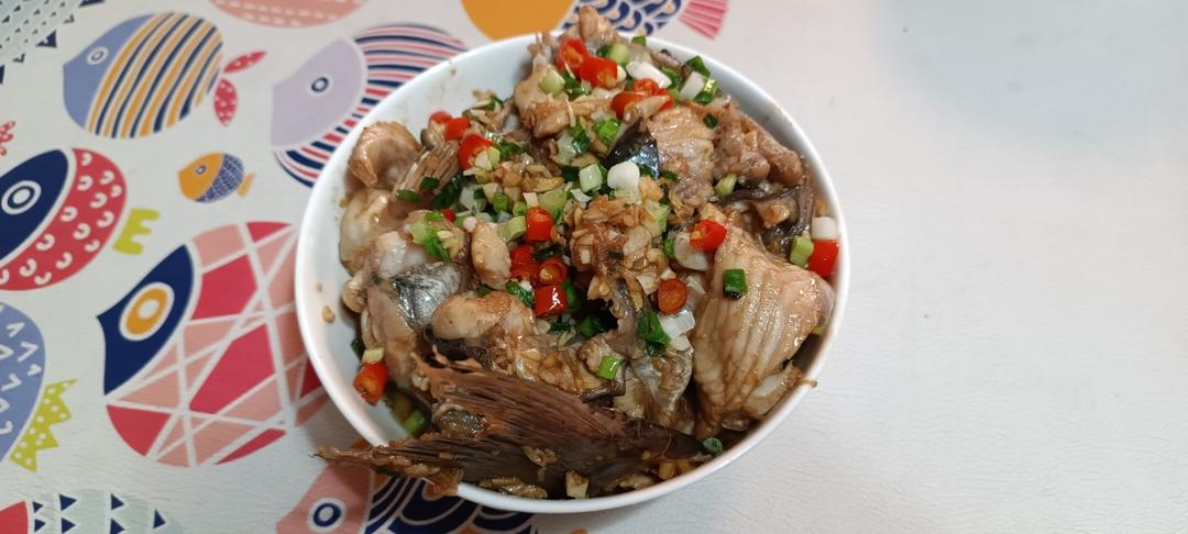 火爆餐厅的蒜香鱼片，鲜香美味又下饭