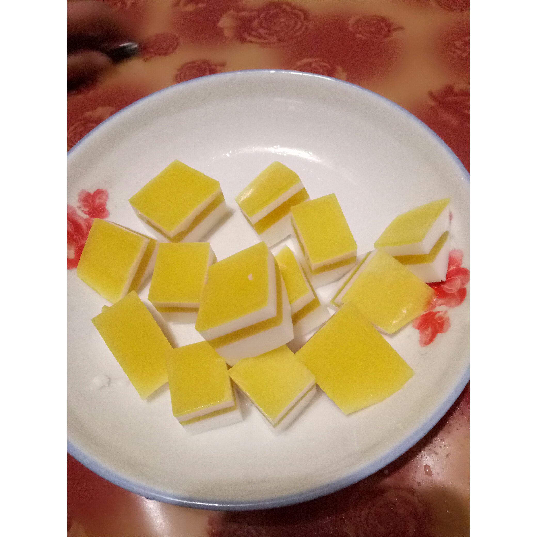芒果椰汁千层糕