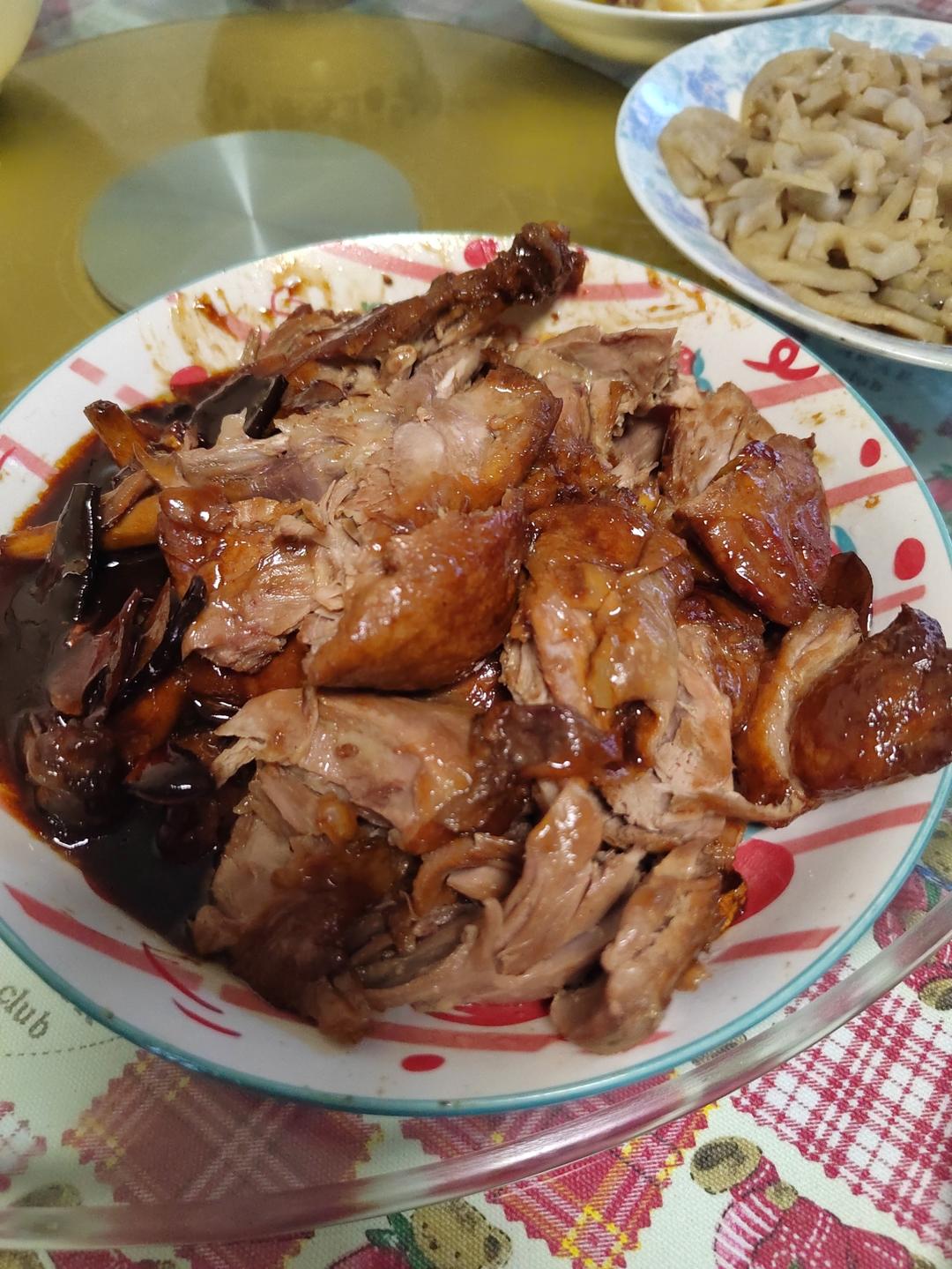 鸭腿这么做，一口气吃两个都不够😍