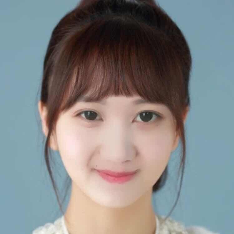 沙发美人