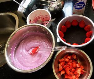 蓝莓酸奶慕斯(高颜值免烤炉懒人蛋糕)的做法 步骤7