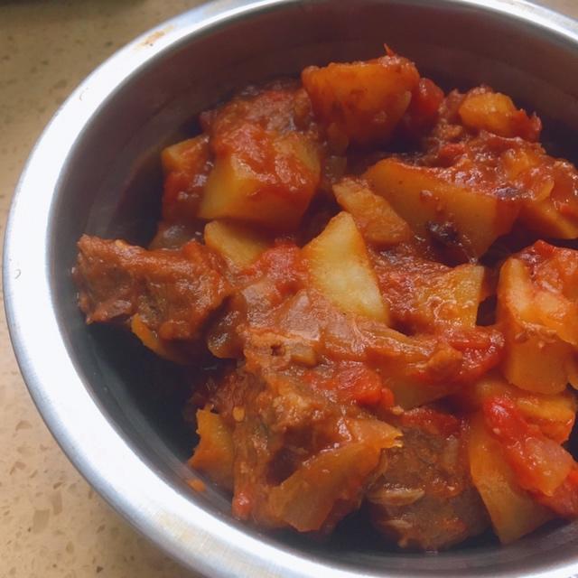 红烧牛肉土豆 （独家秘制）
