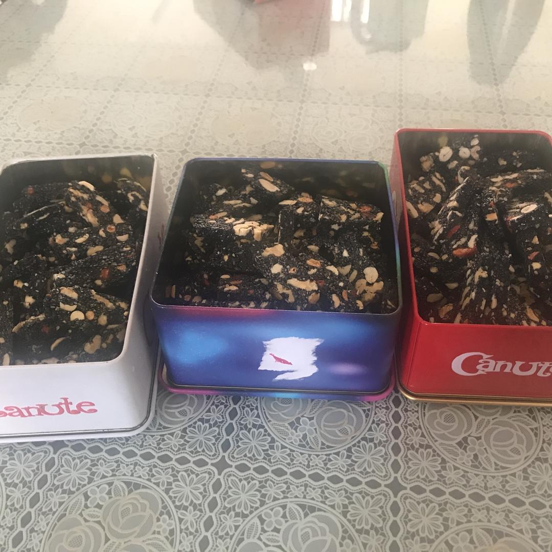 枸杞核桃花生黑芝麻片