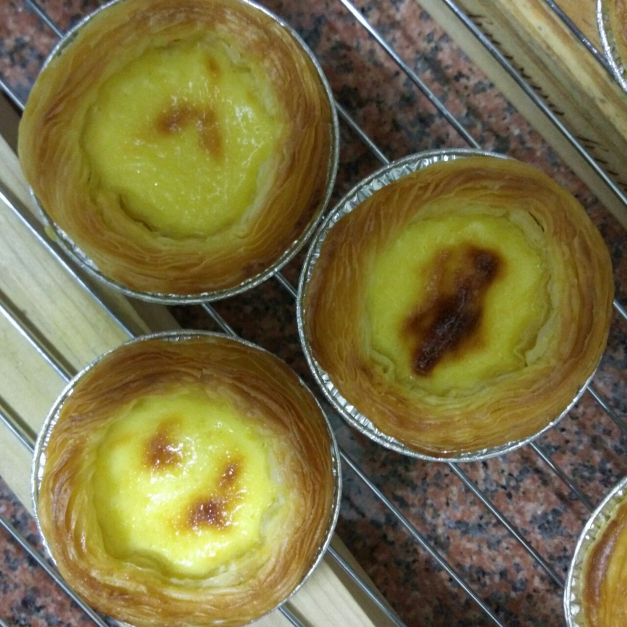 超完美味道超正的蛋挞配方，比KFC的还要嫩还要香~做过最好吃的蛋挞配方