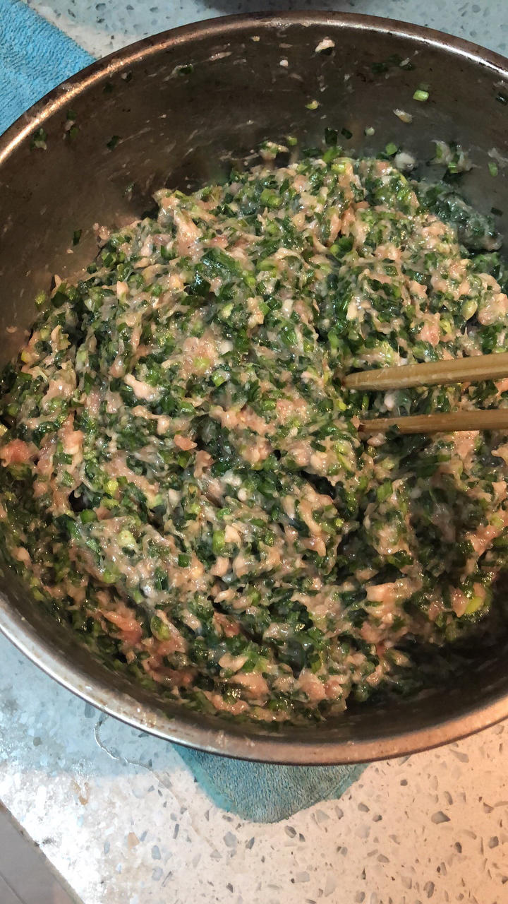 不油腻不出水的韭菜饺子馅