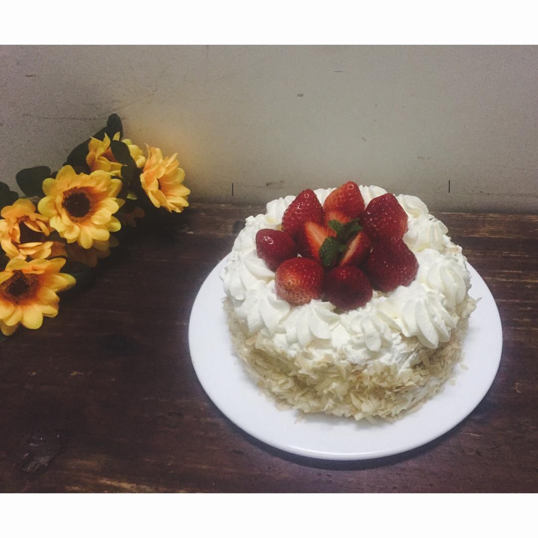 草莓淡奶油蛋糕