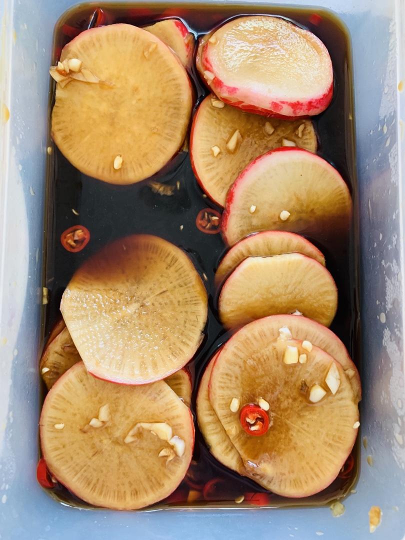 酱香酸辣萝卜条