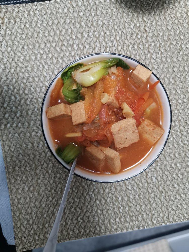 番茄冻豆腐蔬菜汤丨健康·三餐<好好吃饭5>