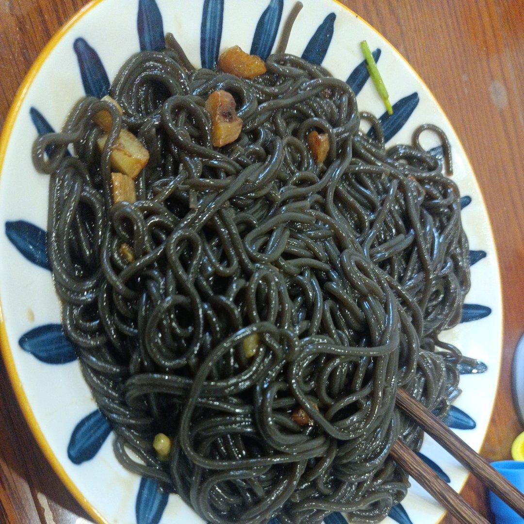 减脂爽口的凉拌蕨根粉！也太好吃了吧！！