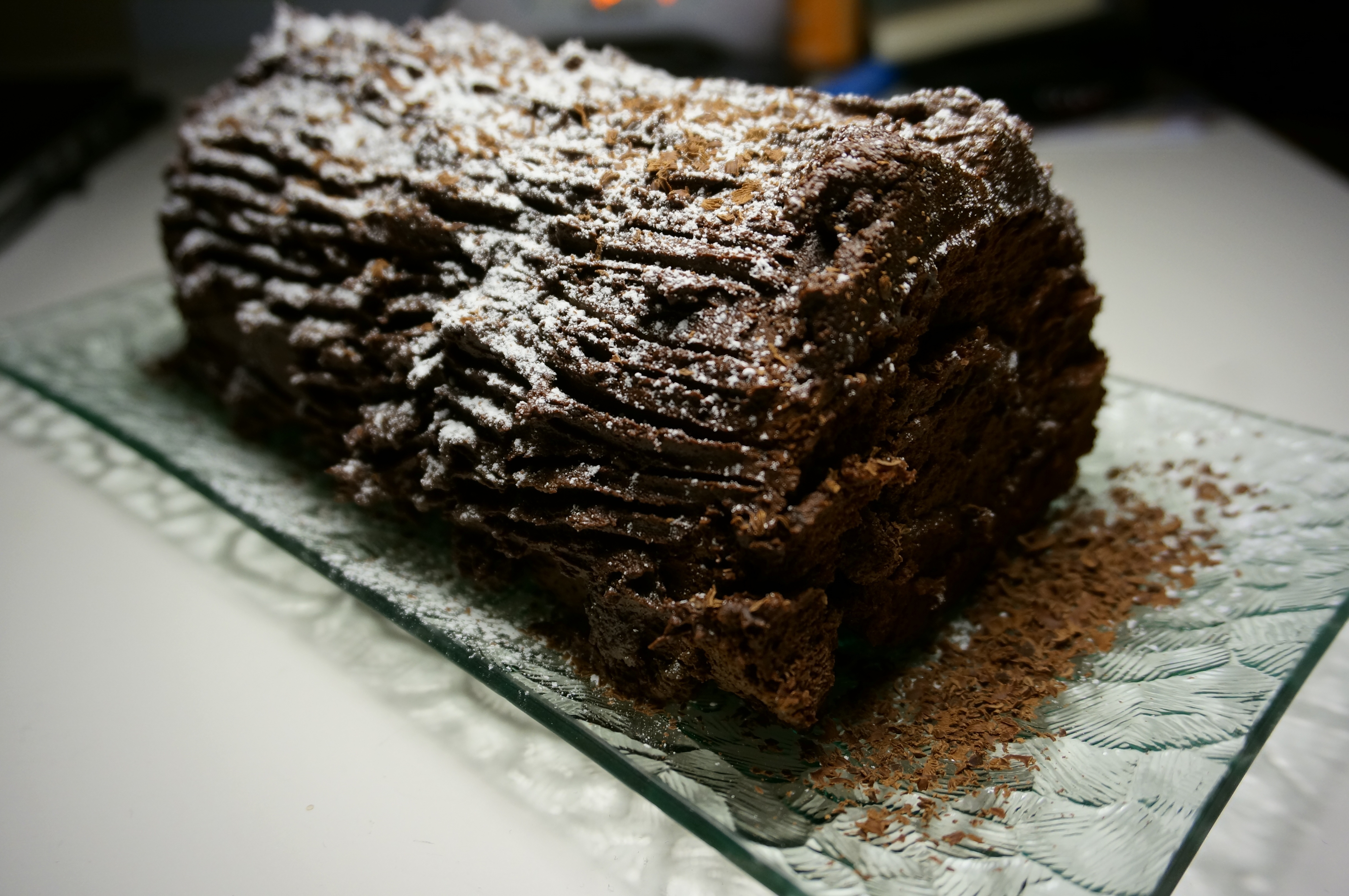 圣诞黑巧克力树根蛋糕的做法
