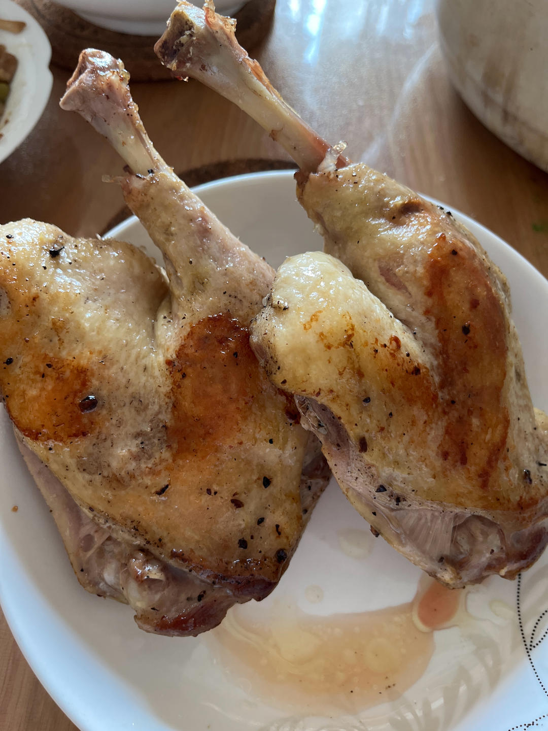 3勺调料就做出酥香盐鸭腿