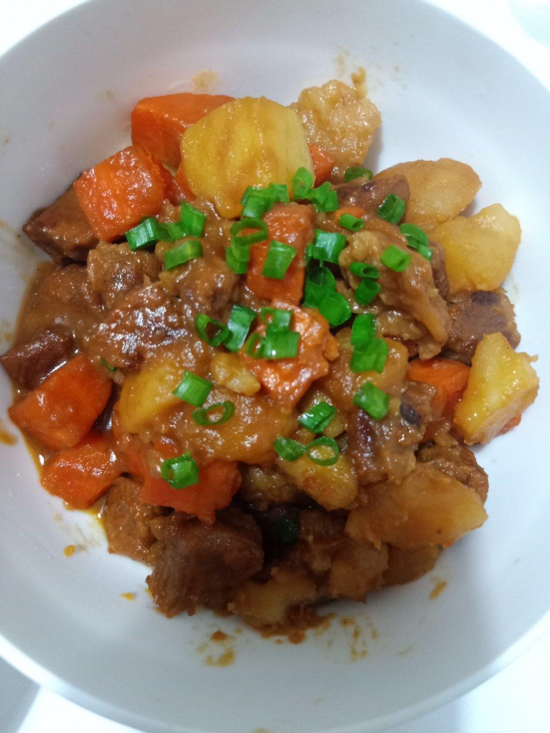 红烧牛腩