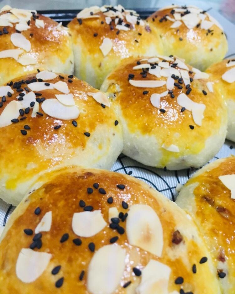 消耗蛋清 椰蓉蔓越莓小餐包