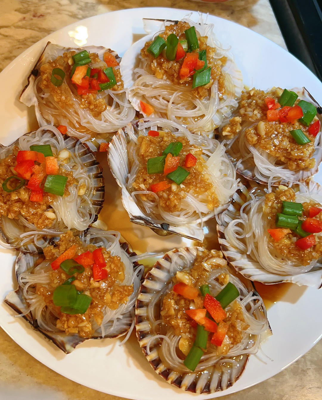 零失败的蒜蓉粉丝蒸扇贝