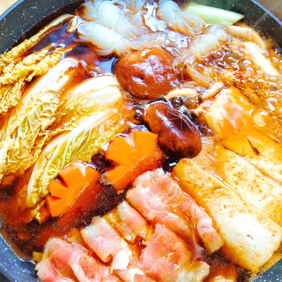 锅物料理丨暖胃寿喜锅