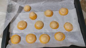 最简单的原材料制作最容易的酥皮泡芙的做法 步骤13
