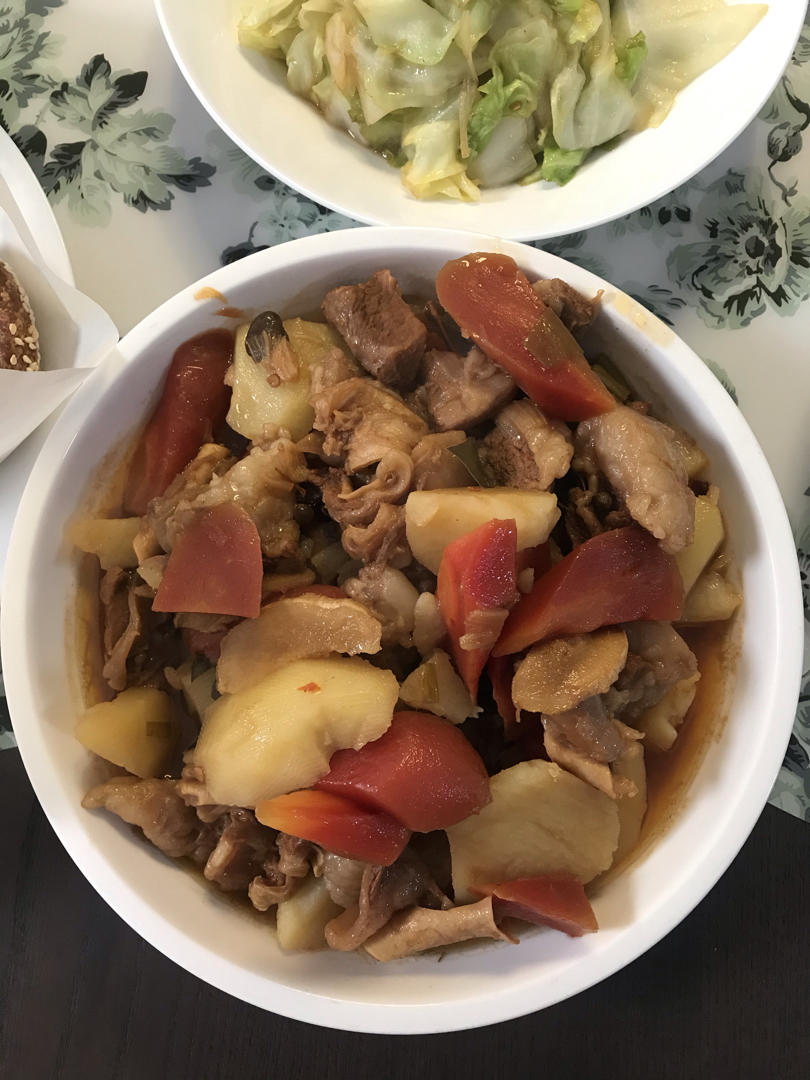 土豆焖牛腩