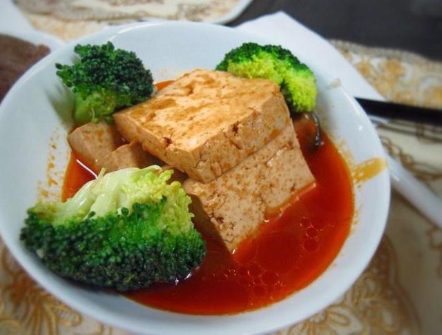 茄汁慢煨豆腐的做法