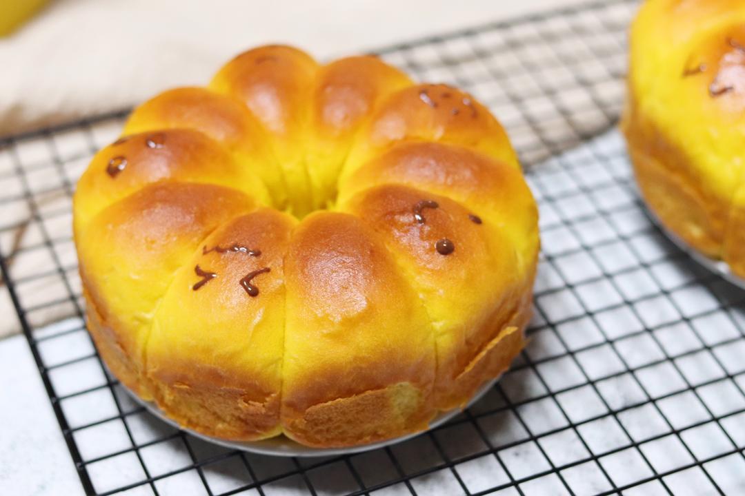 南瓜乳酪夹心面包（面包机揉手套膜）的做法 步骤15