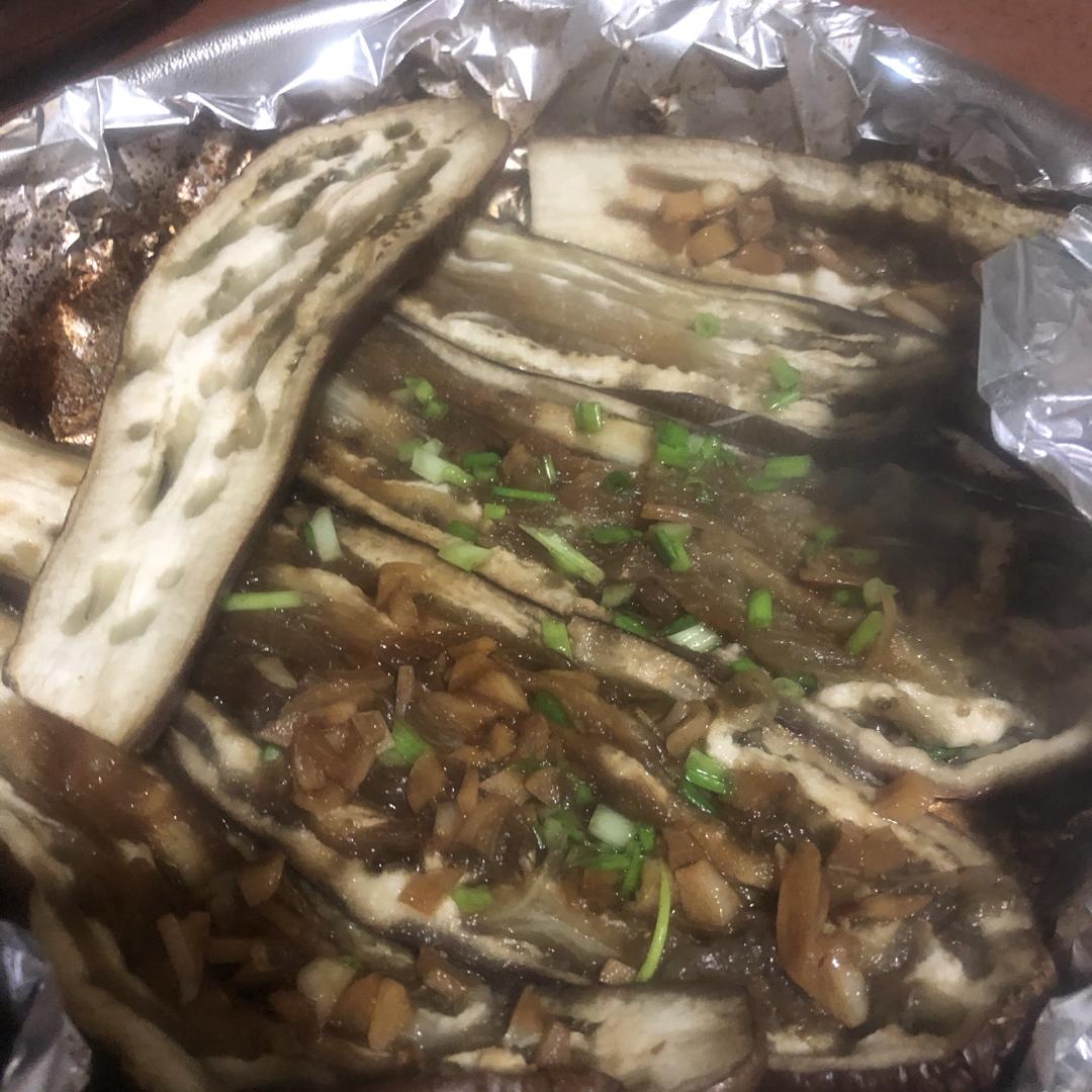 平底锅烤蒜蓉茄子