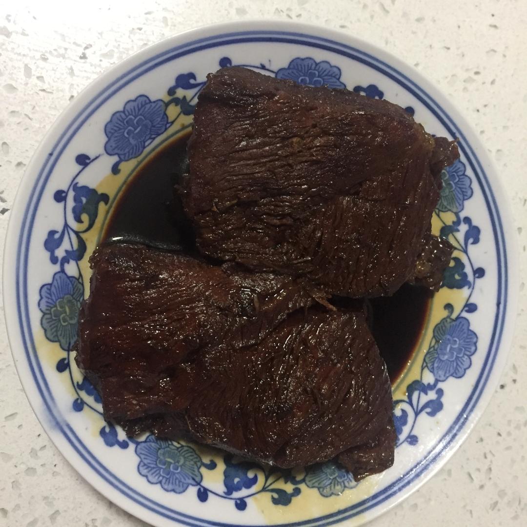 卤牛肉