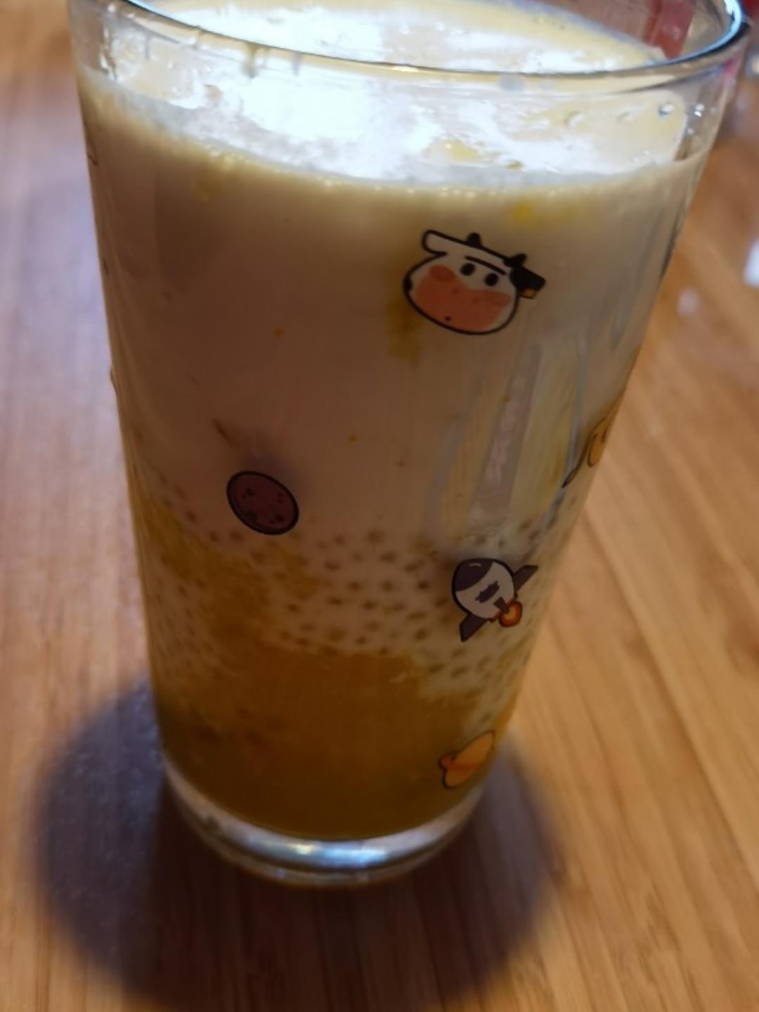 港式甜品——杨枝甘露(芒果西米露)附芒果花切法