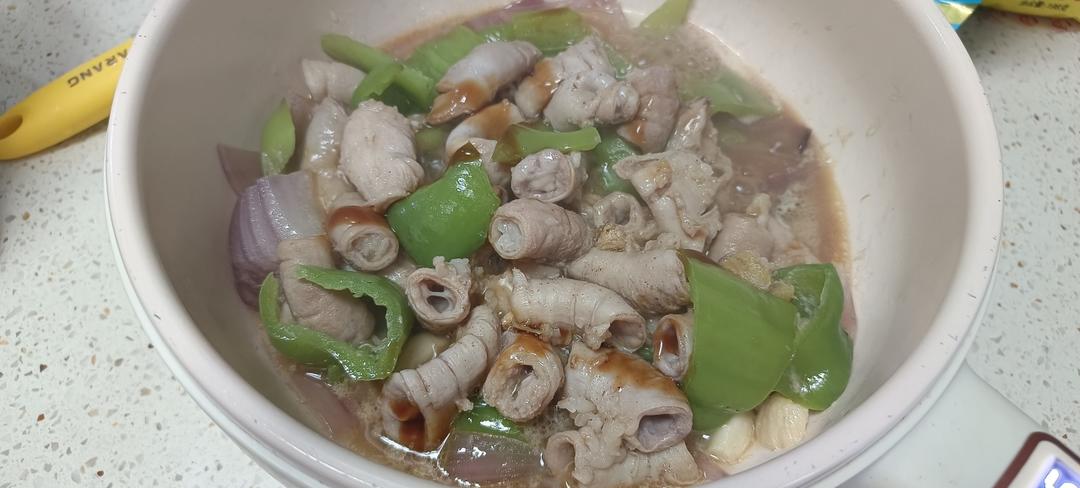 大排档风味的粉肠啫啫煲