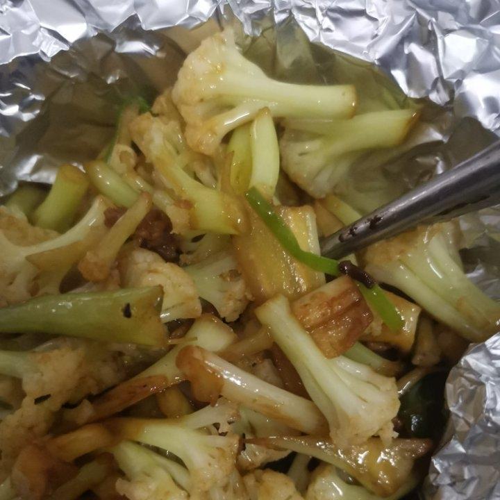 每次下馆子必点的脆脆的干锅花菜🙋