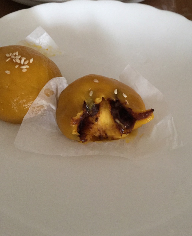 紫薯糯米糍:( 果仁巧克力流心:)