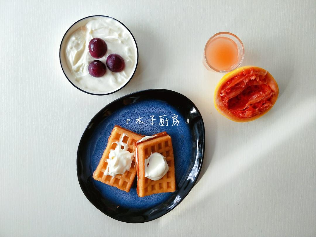 酸奶糯米华夫饼