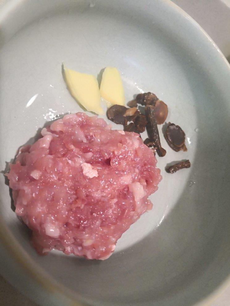 红参炖瘦肉