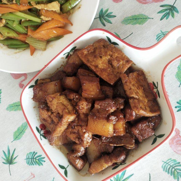 不焯水不放油的家常红烧肉