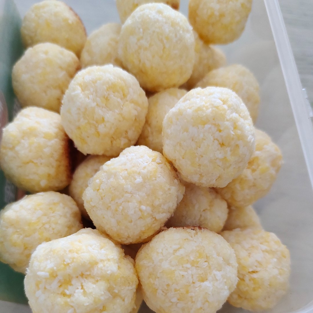 椰蓉球——玉米面粉