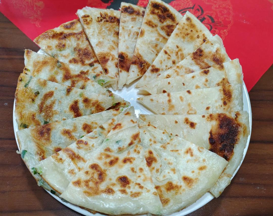 烙饼不硬的小窍门 掌握了你也能看出柔软多层凉了不硬的小油饼