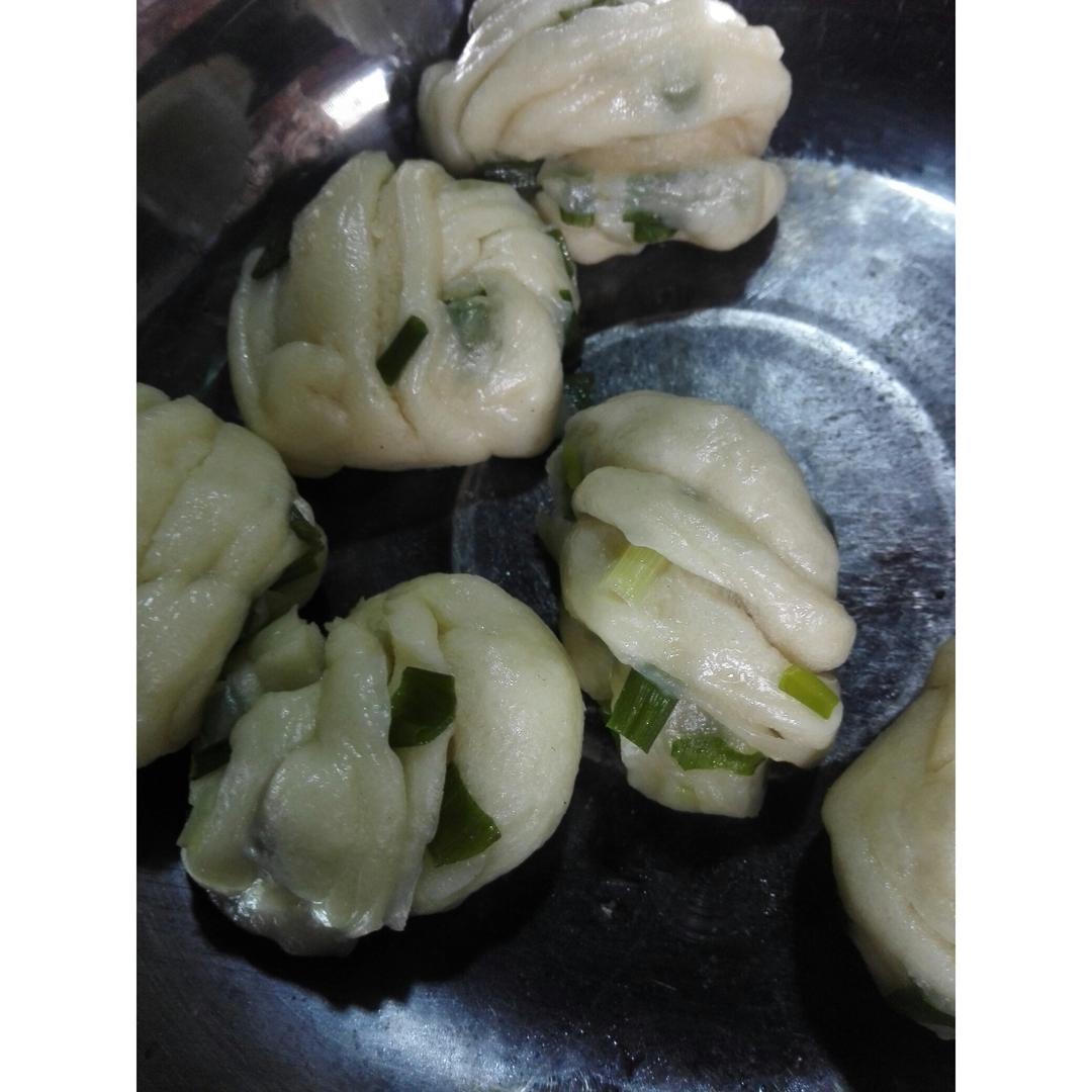 葱油花卷 Steamed Roll