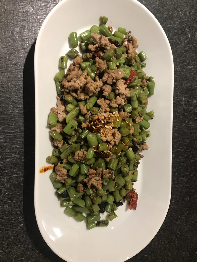 【橄榄菜四季豆拌面】