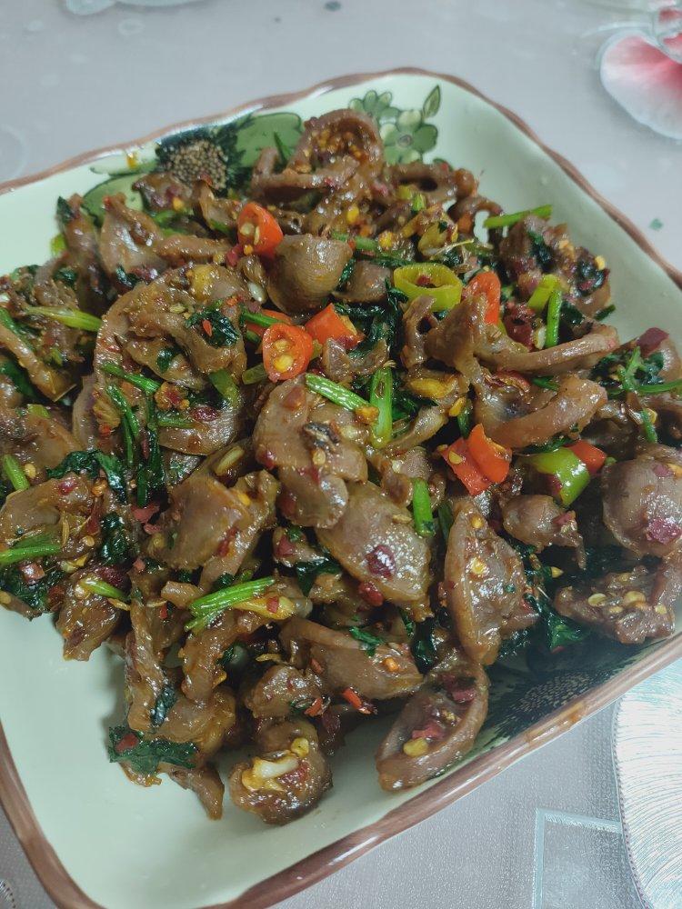连吃三天都不够的爆炒鸡胗